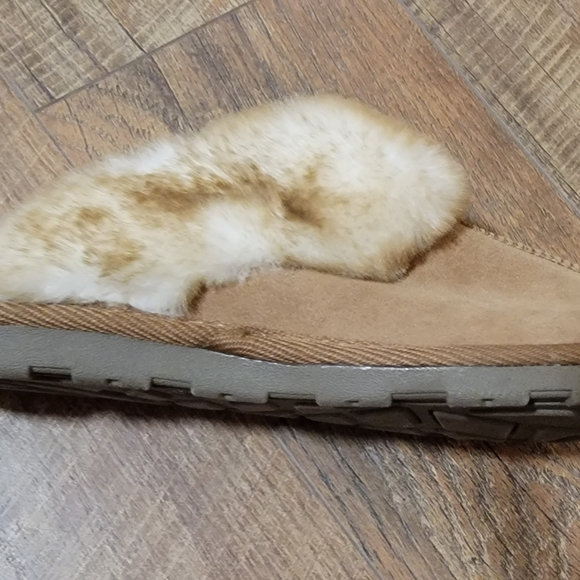 Stars Above Faux fur Lined suede slippers - Picture 3 of 5